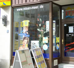 Außenansicht des Reisebüros